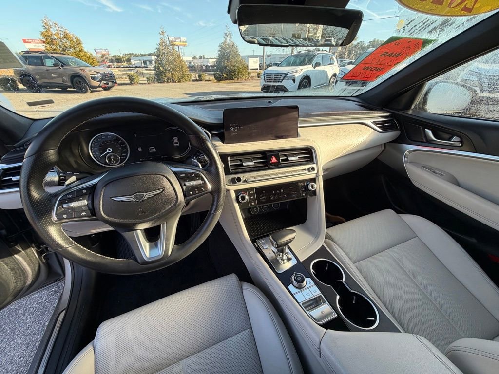 Used 2025 Genesis G70 2.5T RWD image 19
