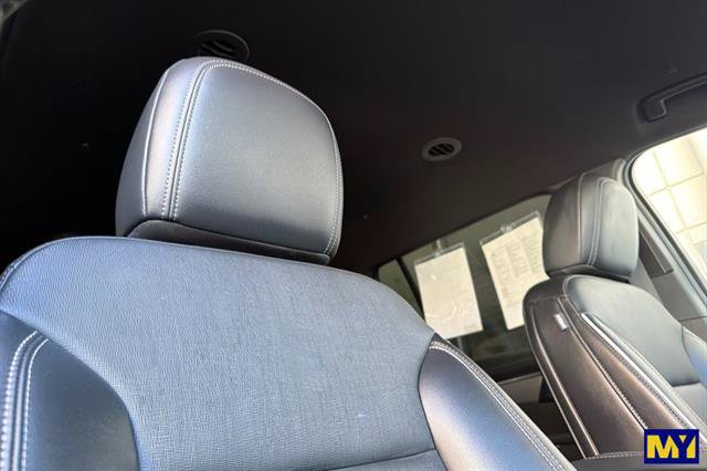 Used 2025 Buick Enclave Preferred AWD/4WD image 21