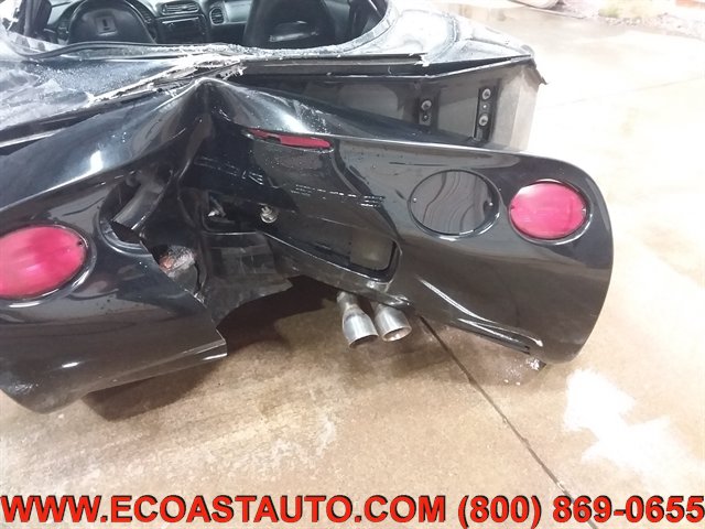 Used 2003 Chevrolet Corvette Coupe w/ Preferred Equipment Group RWD image 15