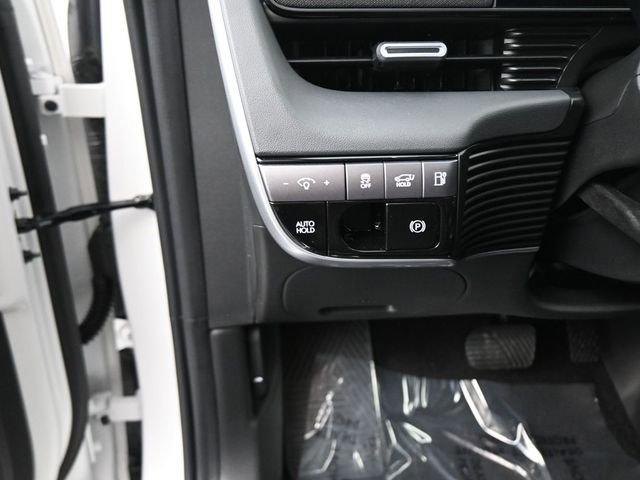 New 2026 Hyundai Ioniq 5 SEL image 16