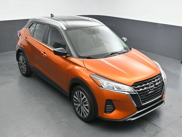 Used 2024 Nissan Kicks SV FWD image 14
