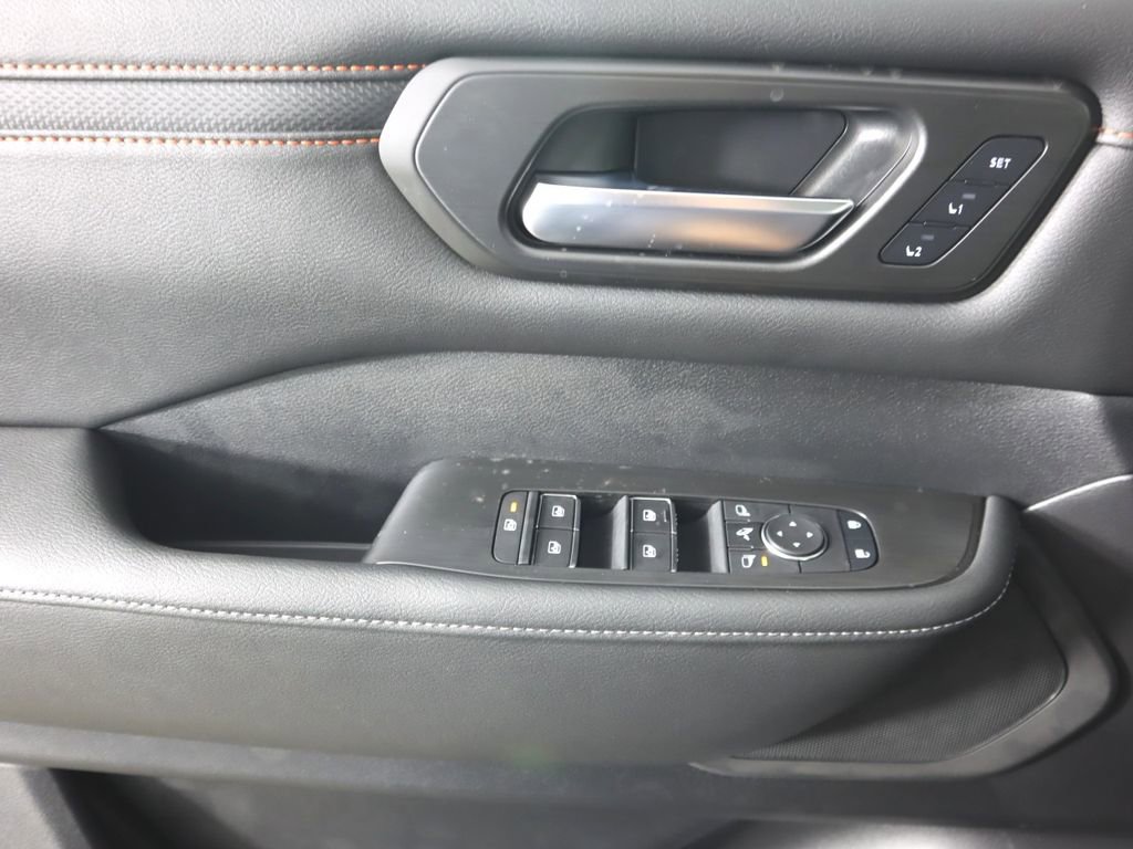 New 2026 Nissan Armada PRO-4X image 20