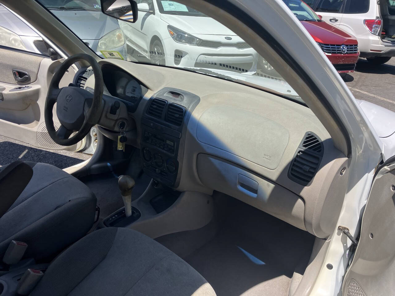 Used 2002 Hyundai Accent GS FWD image 22