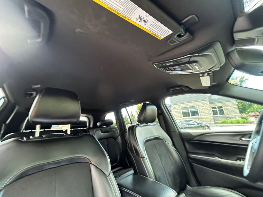 Used 2024 Jeep Grand Cherokee Altitude image 28