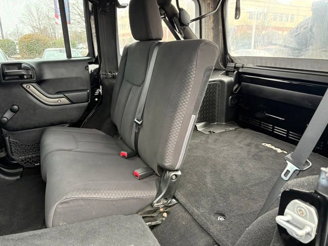 Used 2013 Jeep Wrangler Unlimited Sport image 22