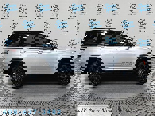 New 2025 Jeep Grand Cherokee Limited w/ Trailer Tow Package image 4