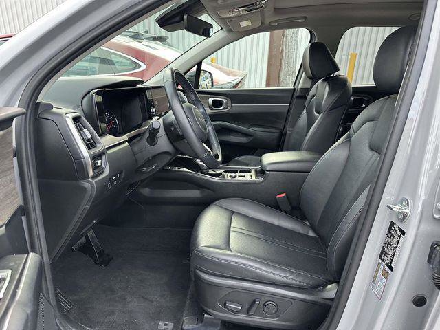 Used 2023 Kia Sorento X-Line EX image 12