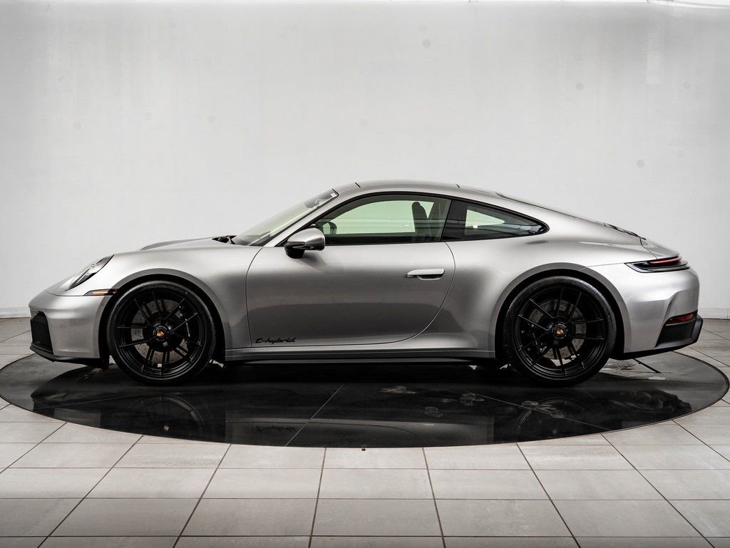 Certified 2025 Porsche 911 Carrera 4 GTS image 2