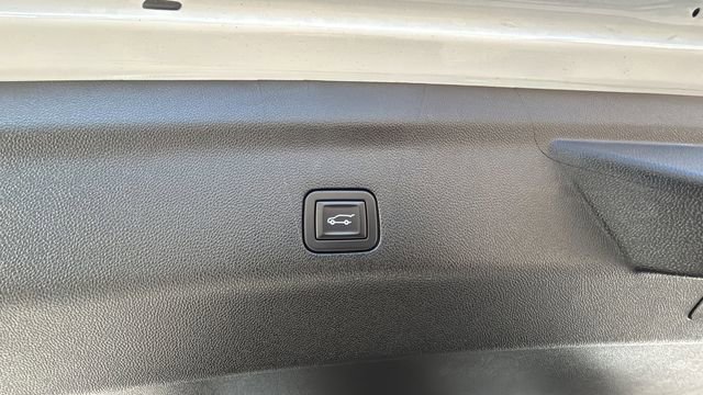 Used 2024 Chevrolet Suburban High Country w/ Max Trailering Package image 39