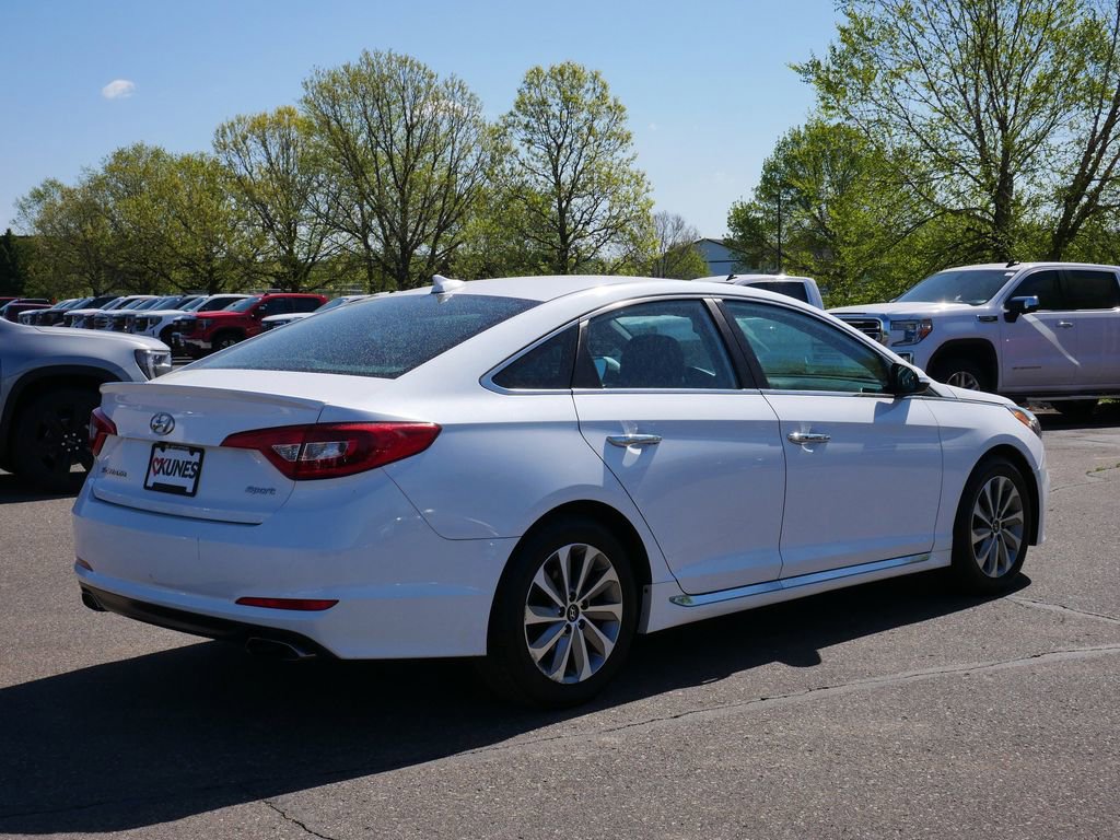 Used 2017 Hyundai Sonata Sport w/ Value Edition Package 02 FWD image 10