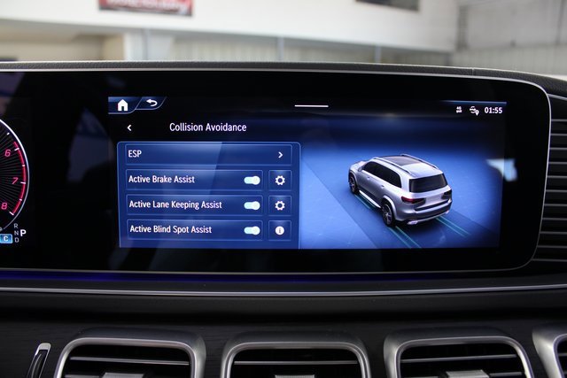 Used 2025 Mercedes-Benz GLS 450 4MATIC image 29