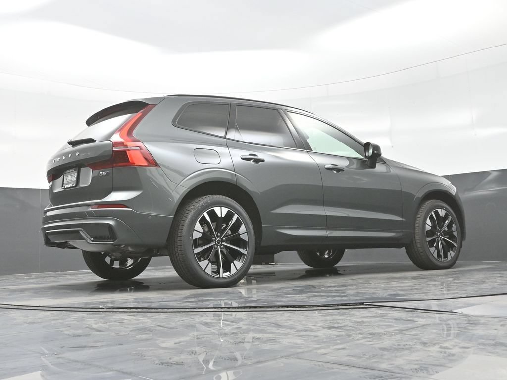 New 2026 Volvo XC60 B5 Plus w/ Climate Package AWD/4WD image 26