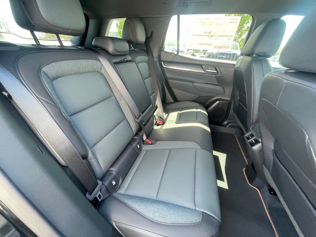 New 2026 GMC Terrain AT4 AWD/4WD image 26
