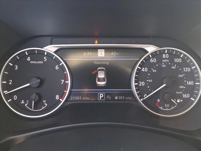 Used 2025 Nissan Sentra SV image 11