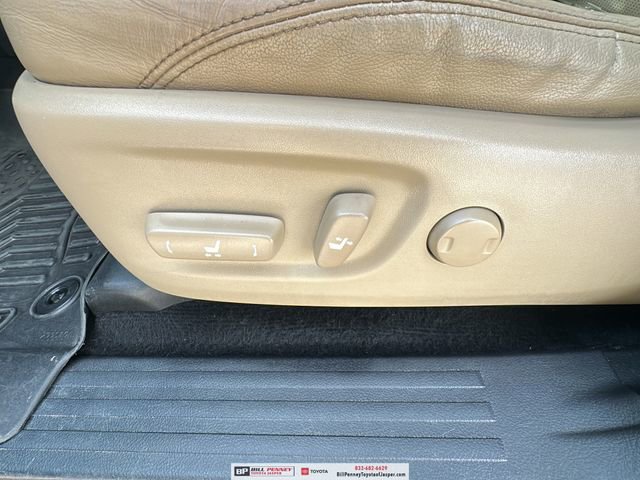 Used 2018 Toyota 4Runner Limited image 16