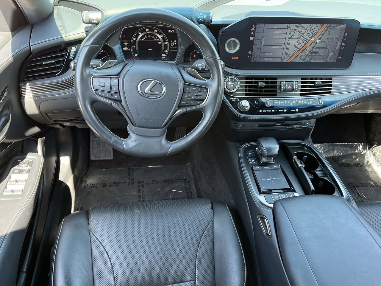 Used 2021 Lexus LS 500 w/ Accessory Package (Z2) RWD image 10