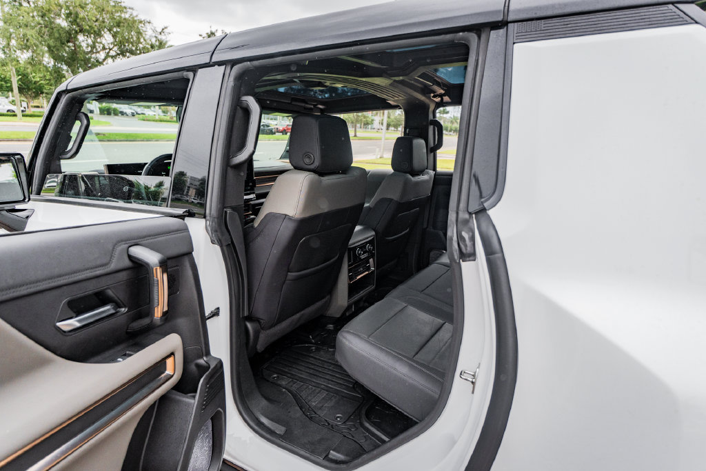 Used 2025 GMC Hummer EV 3X w/ Battery Pack, 24 Module Pack AWD/4WD image 35