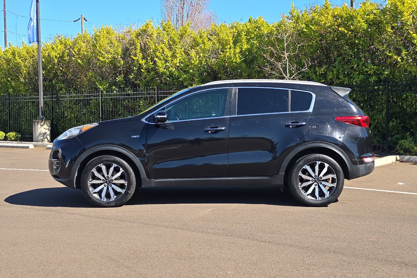 Used 2017 Kia Sportage EX w/ EX Premium Package image 7
