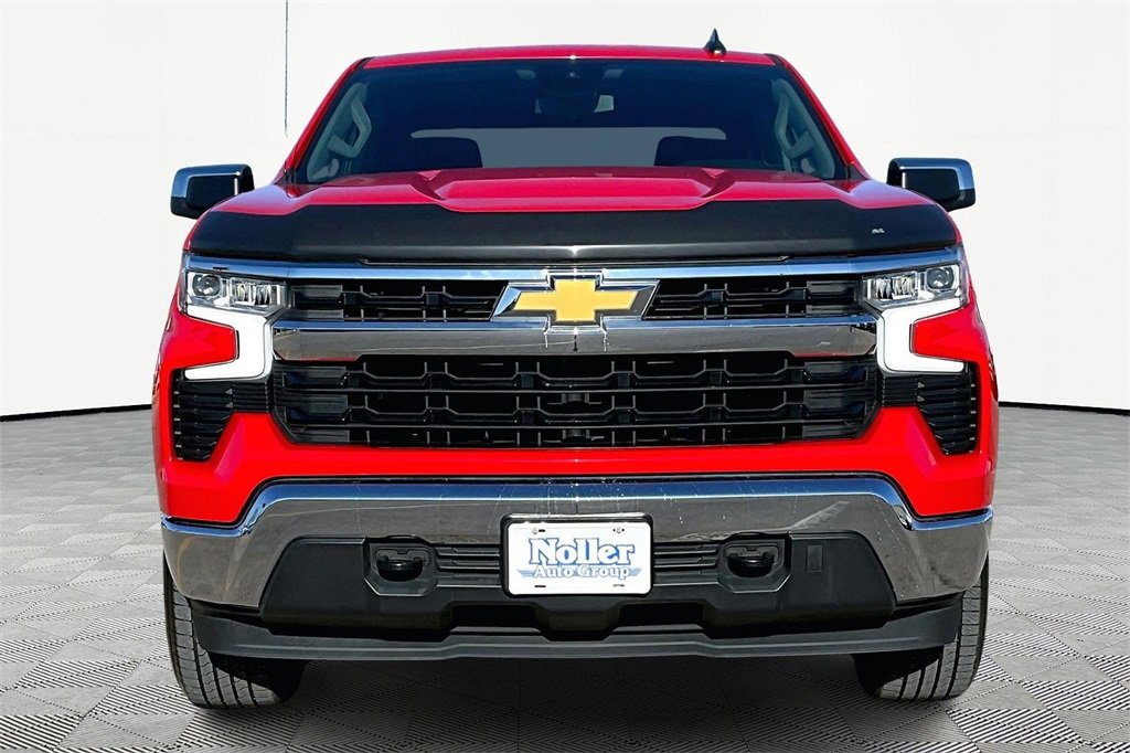 Used 2022 Chevrolet Silverado 1500 LT image 3