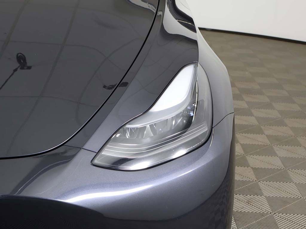 Used 2024 Tesla Model Y Long Range image 16