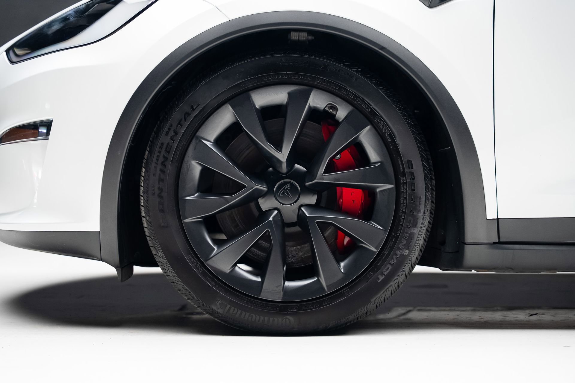 Used 2023 Tesla Model X Plaid image 19