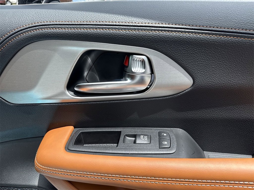 New 2025 Chrysler Pacifica Pinnacle image 31