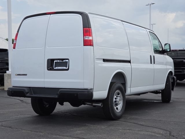 New 2026 Chevrolet Express 2500 w/ Driver Convenience Package RWD image 16