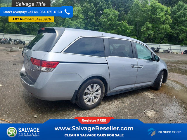 Used 2016 Honda Odyssey SE image 4