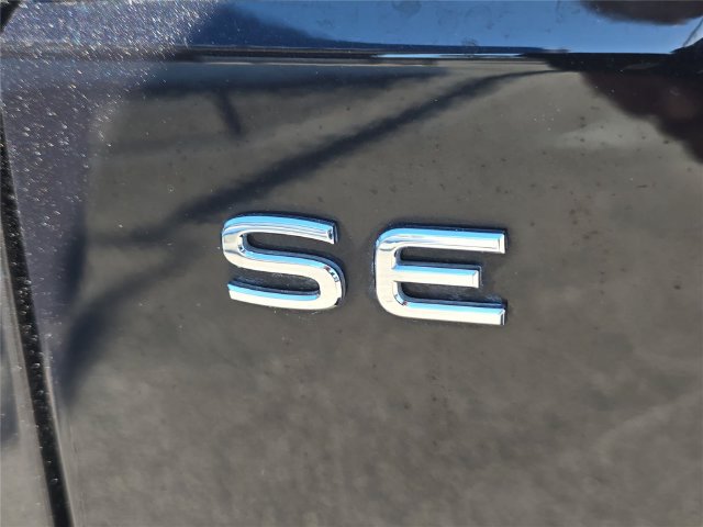 Used 2024 Volkswagen Atlas SE FWD image 6