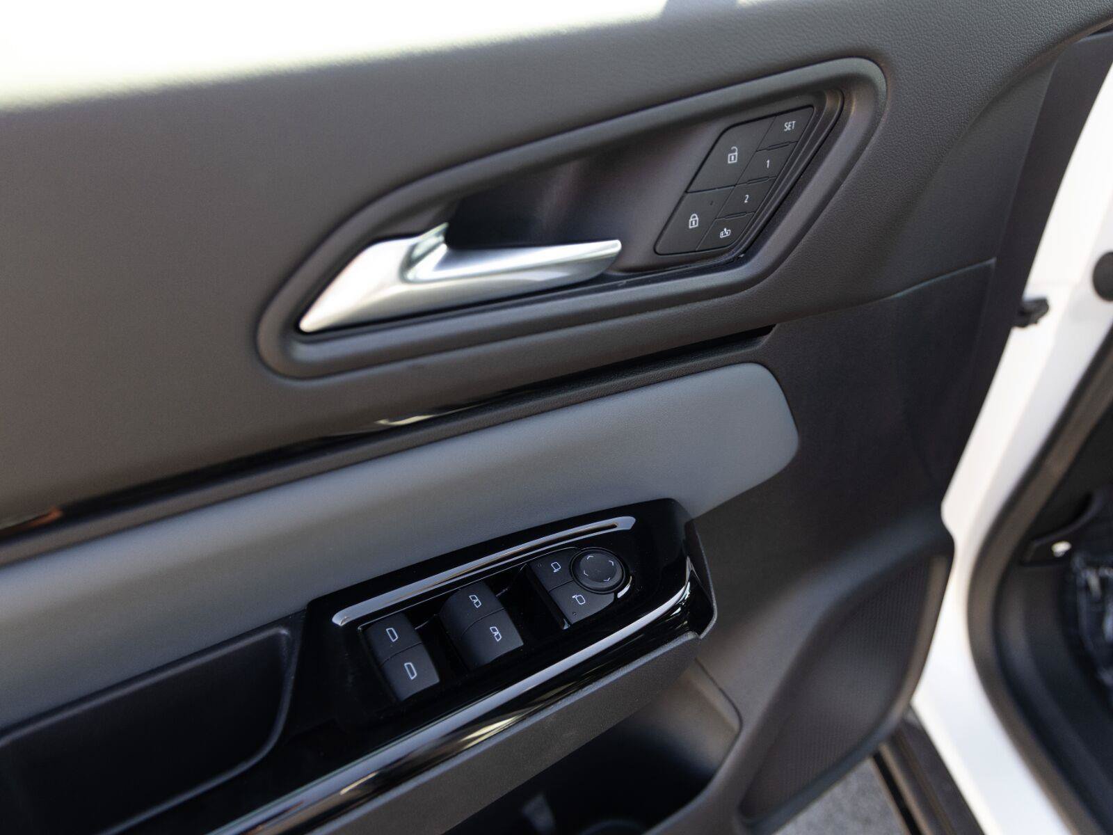 Used 2025 Honda Prologue Touring image 13