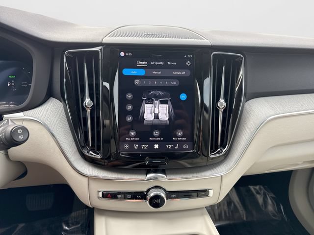Certified 2025 Volvo XC60 T8 Plus w/ Protection Package Premier AWD/4WD image 20