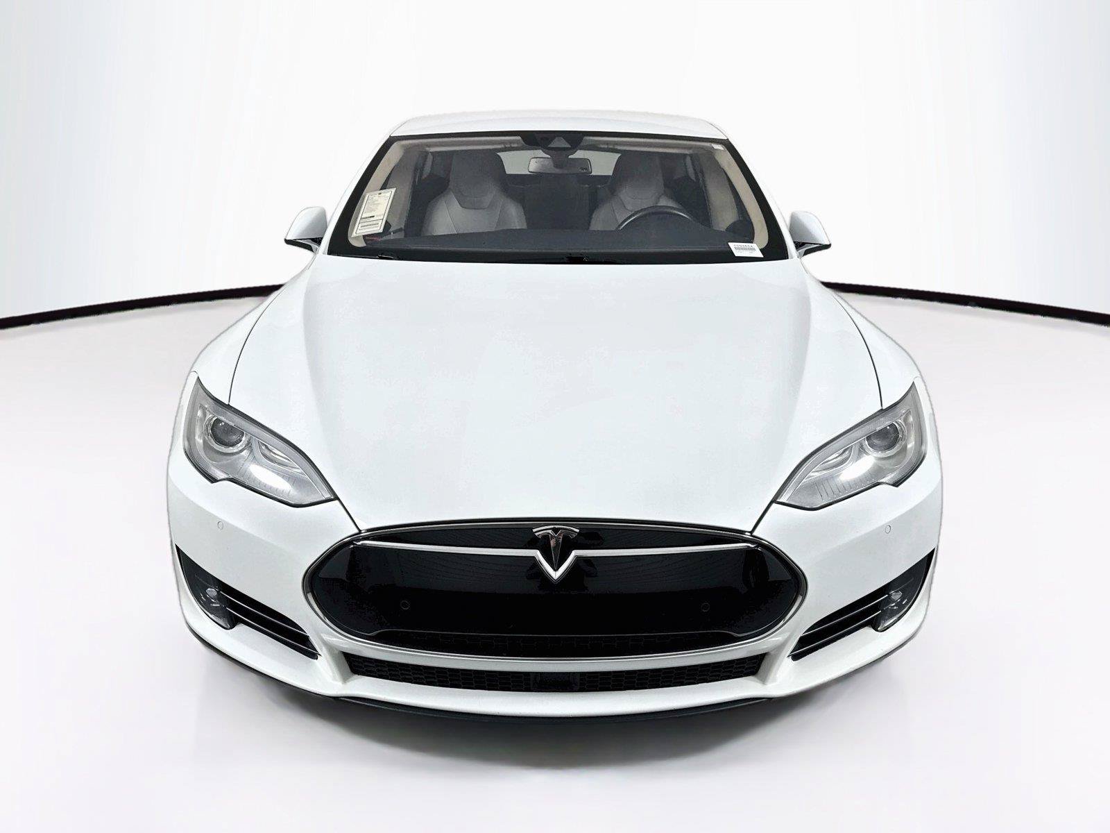 Used 2015 Tesla Model S 70D AWD/4WD image 9