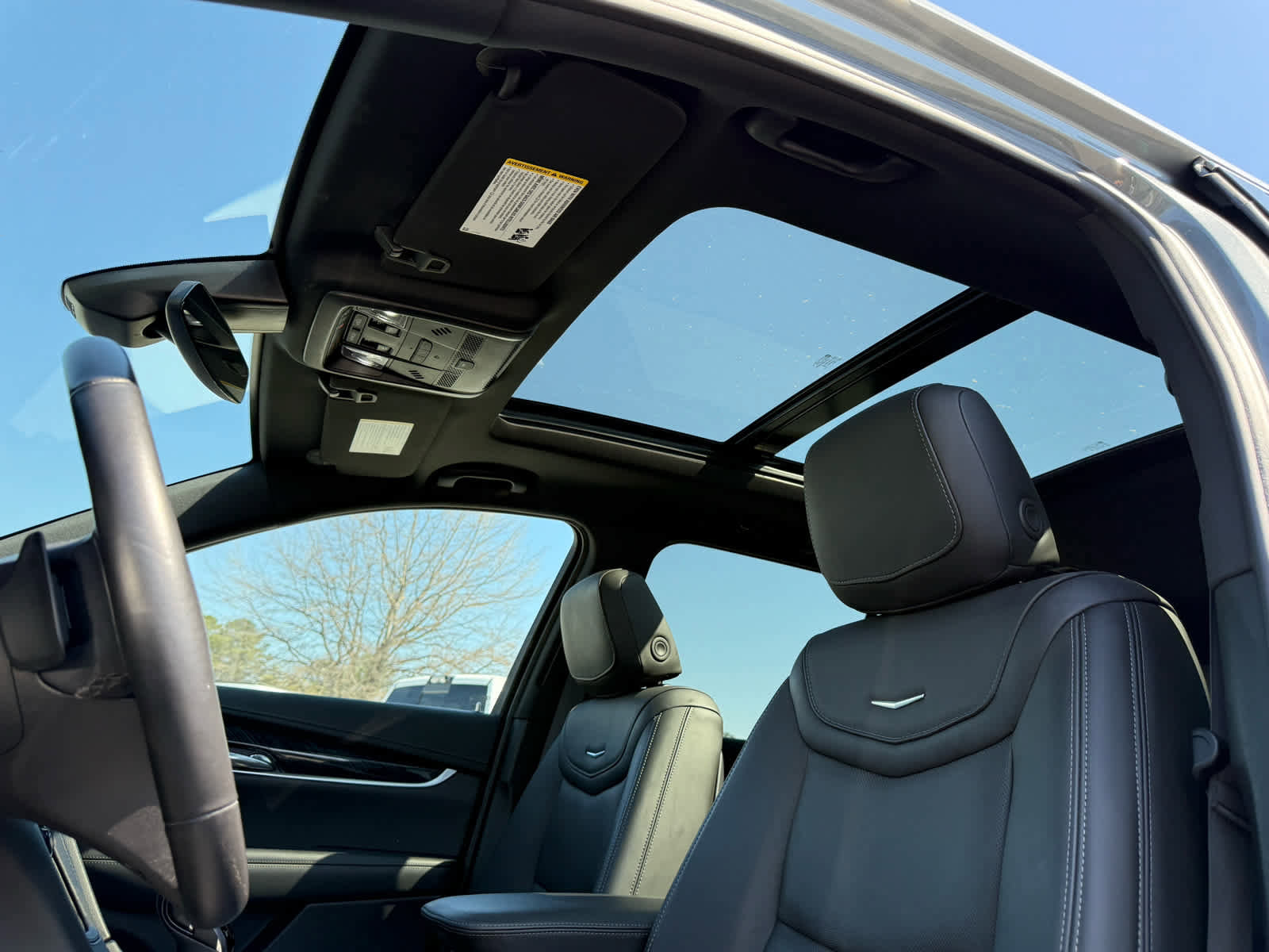 Used 2024 Cadillac XT6 Premium Luxury image 21