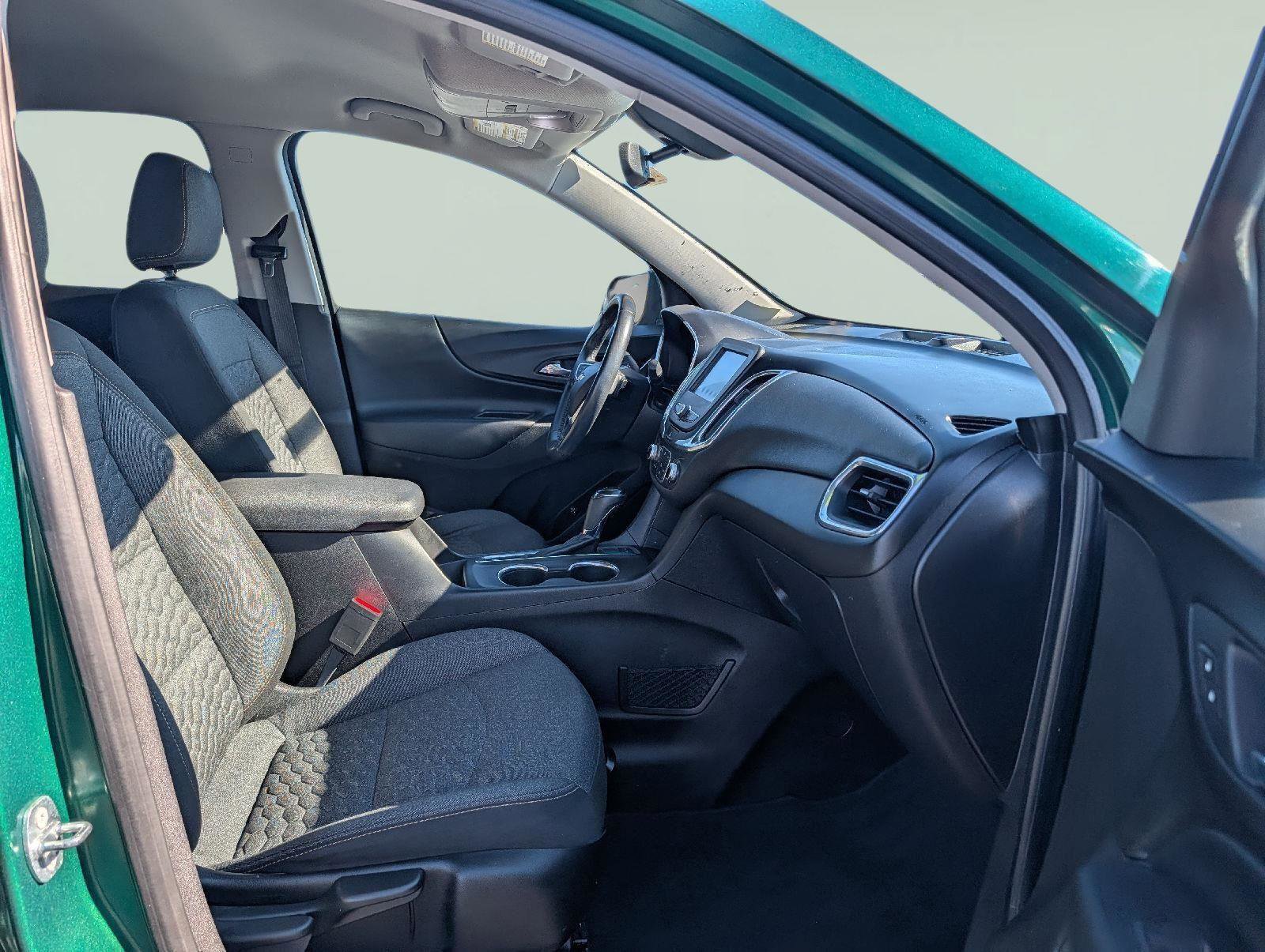 Used 2018 Chevrolet Equinox LT AWD/4WD image 20