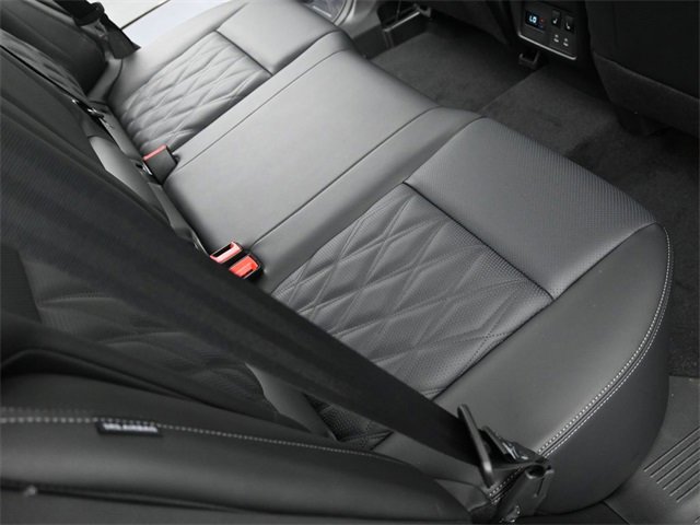 New 2026 Nissan Rogue Platinum image 32