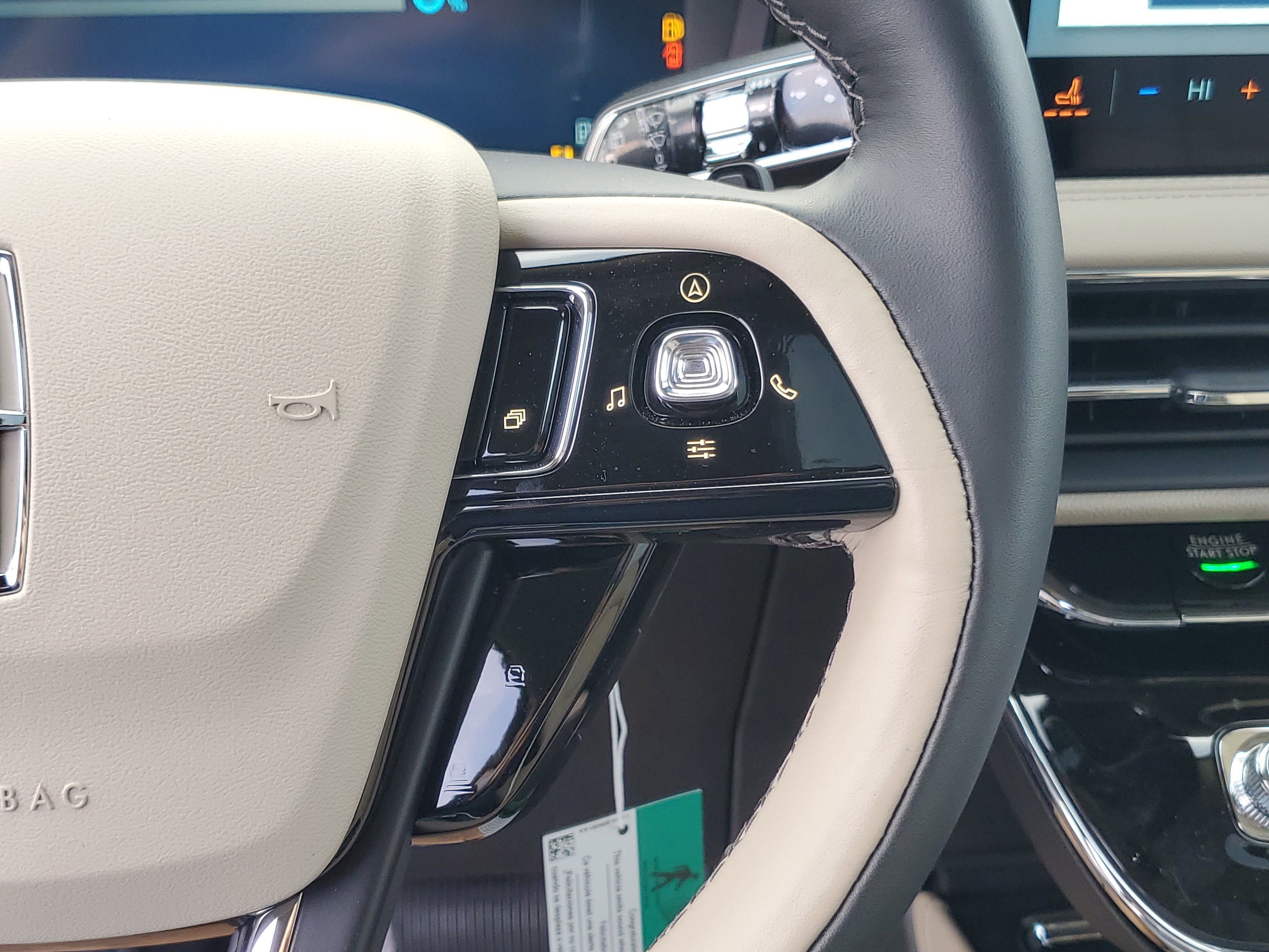 New 2025 Lincoln Corsair Grand Touring image 17