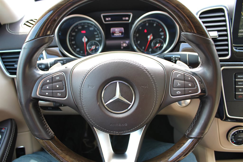 Used 2017 Mercedes-Benz GLS 450 4MATIC image 42