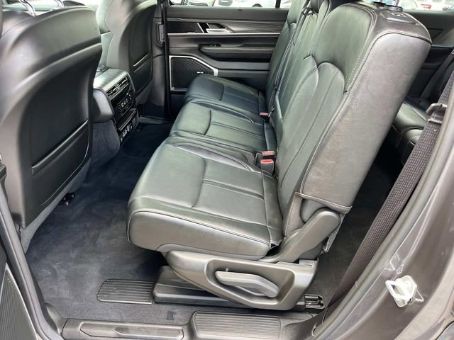 Used 2023 Jeep Wagoneer Series III w/ Convenience Group I image 9