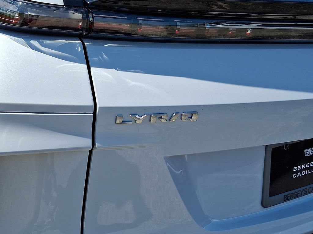 New 2026 Cadillac Lyriq Sport AWD/4WD image 17