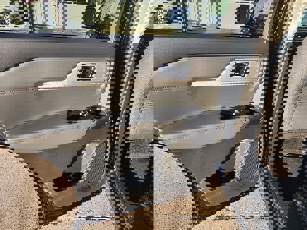 New 2026 Ford Explorer Active image 11