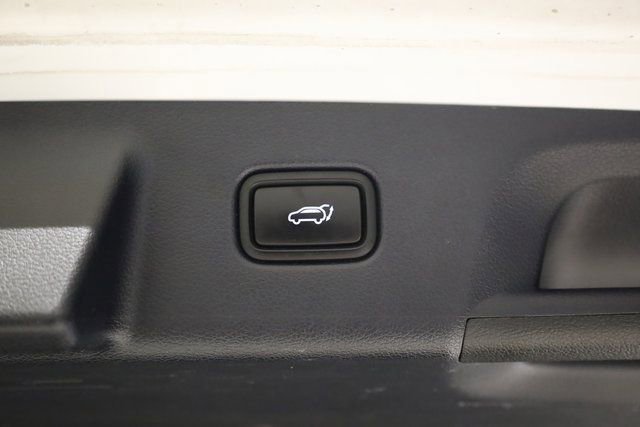 Used 2021 Hyundai Palisade Limited image 38