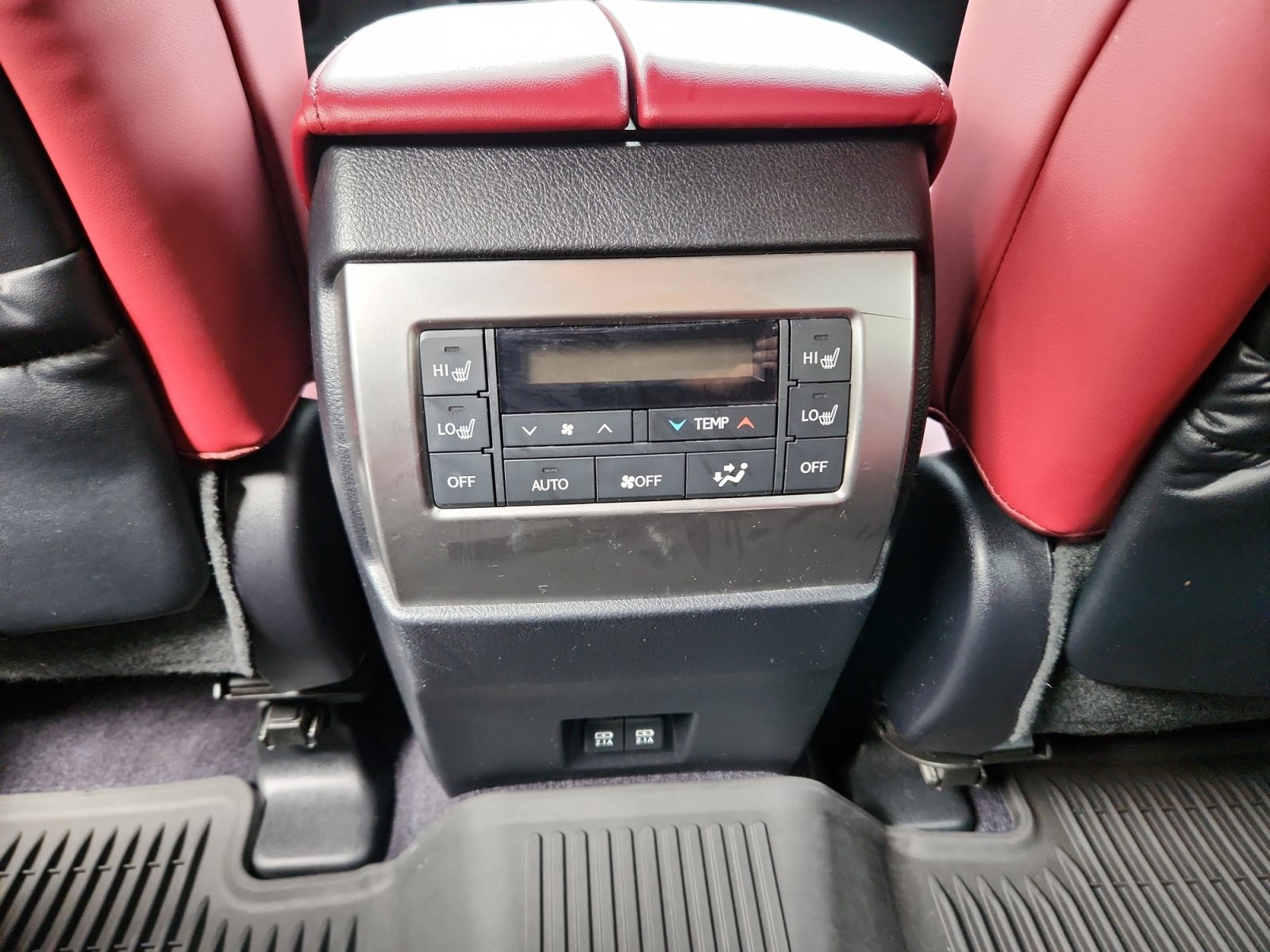 Used 2022 Lexus GX 460 Premium w/ Accessory Package AWD/4WD image 18