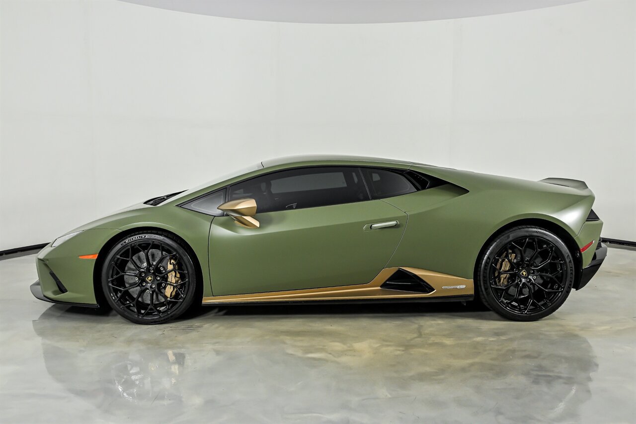Used 2022 Lamborghini Huracan EVO RWD image 6