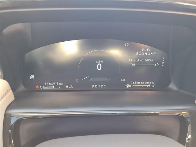 Certified 2023 Lincoln Nautilus Reserve image 12