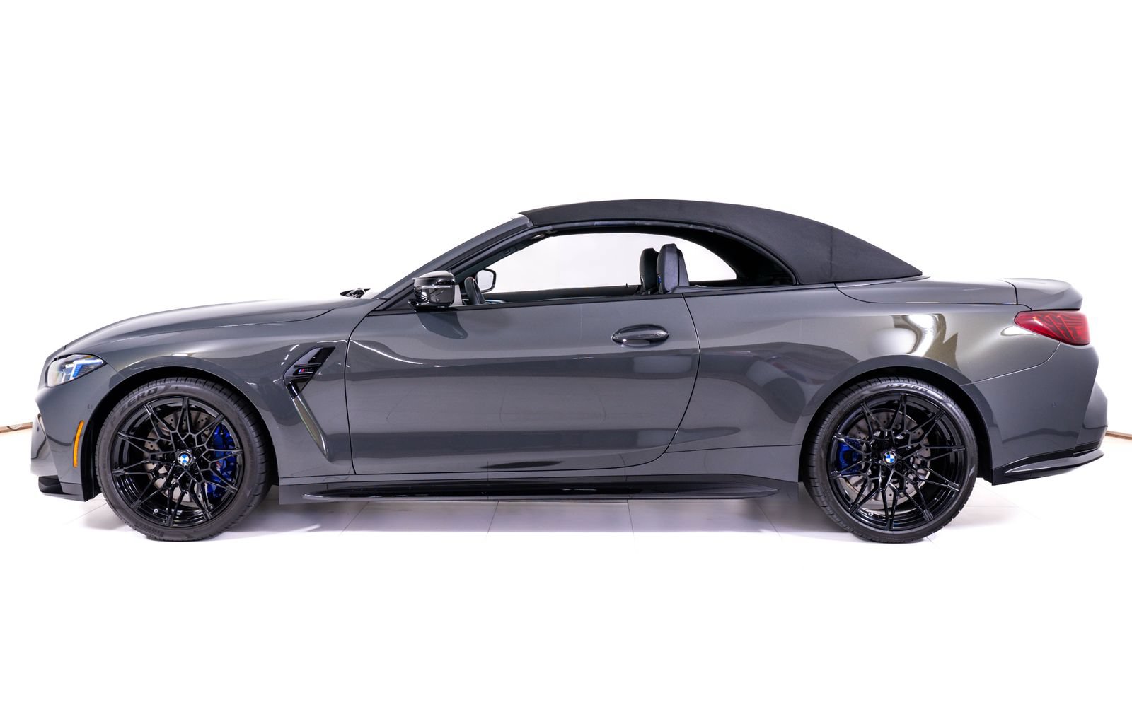 Used 2026 BMW M4 xDrive Competition AWD/4WD image 3
