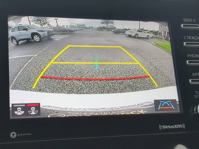 Used 2021 Toyota Camry SE w/ Convenience Package FWD image 19