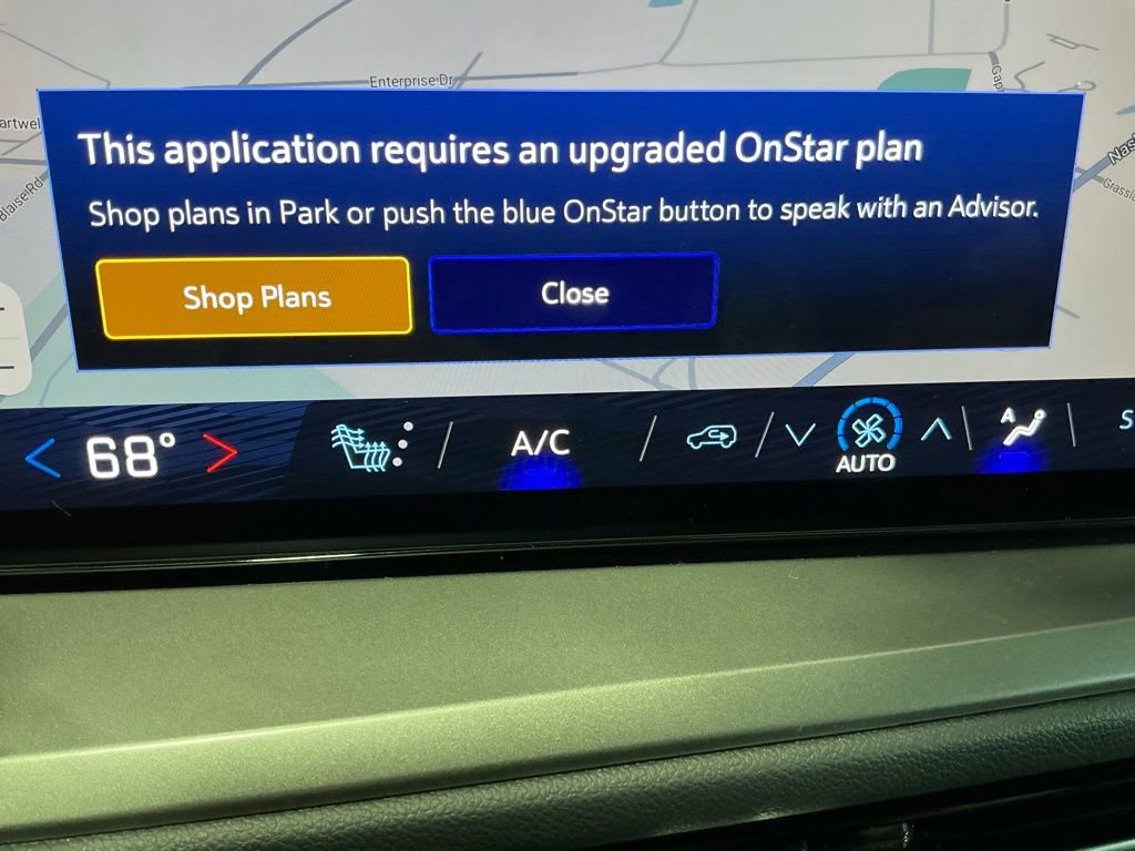 Used 2024 Chevrolet Traverse LT image 12