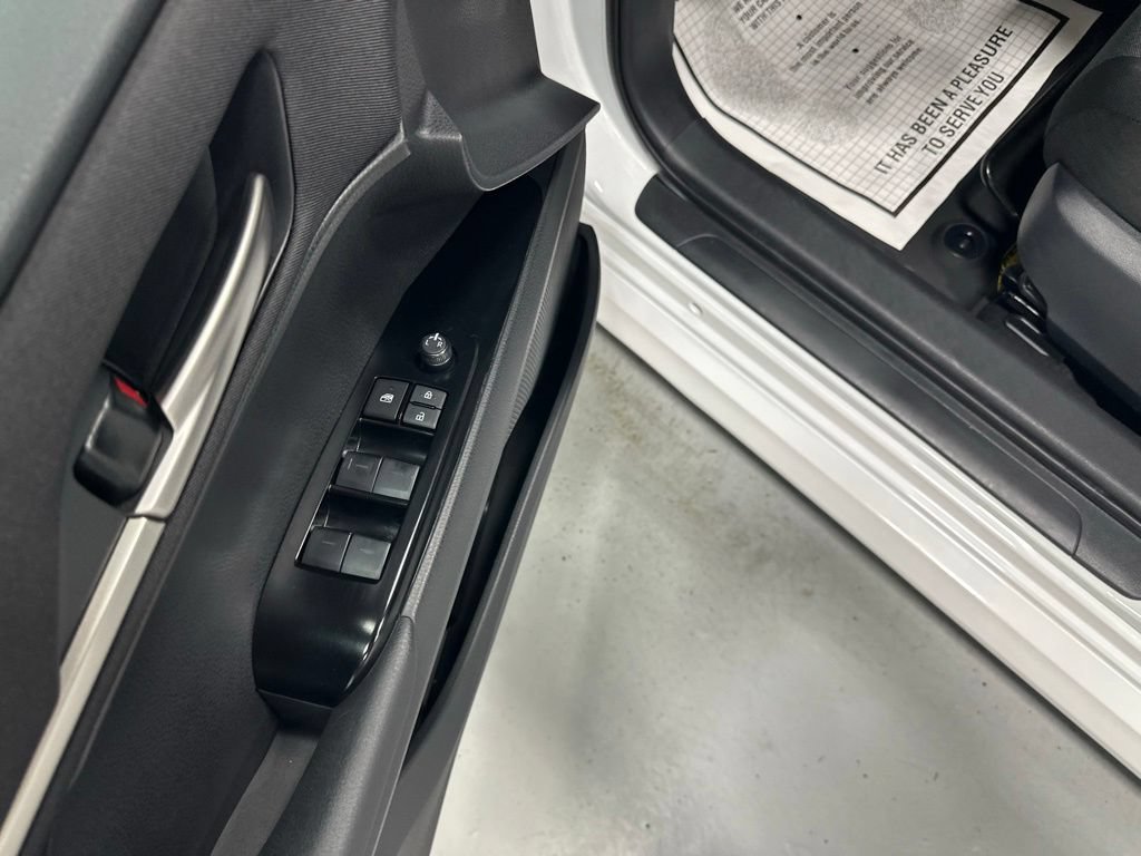 Used 2026 Toyota Camry LE FWD image 9