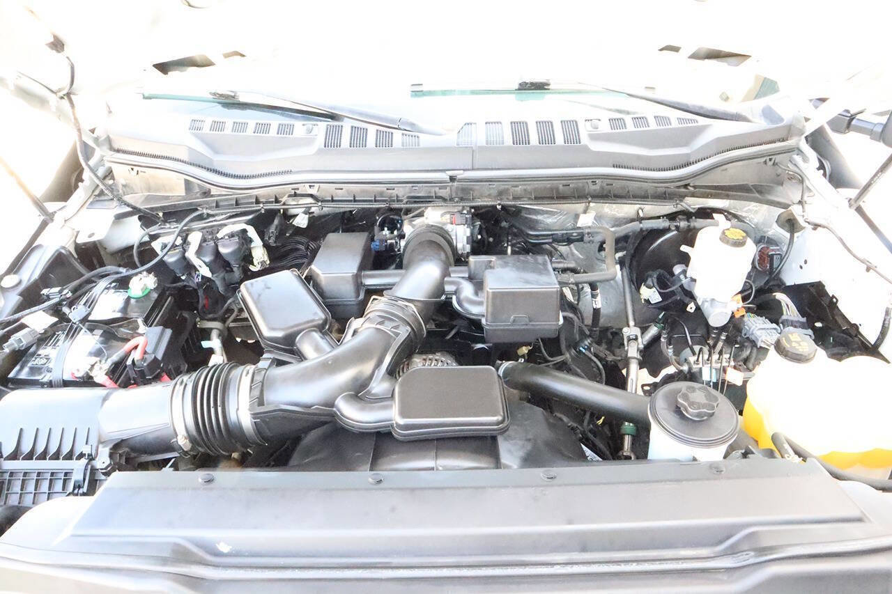 Used 2020 Ford F250 XL w/ Power Equipment Group image 19