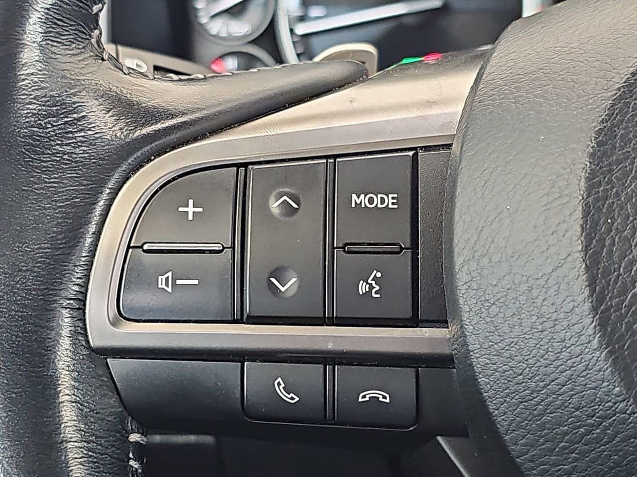 Used 2016 Lexus LX 570 4WD w/ Luxury Package image 23